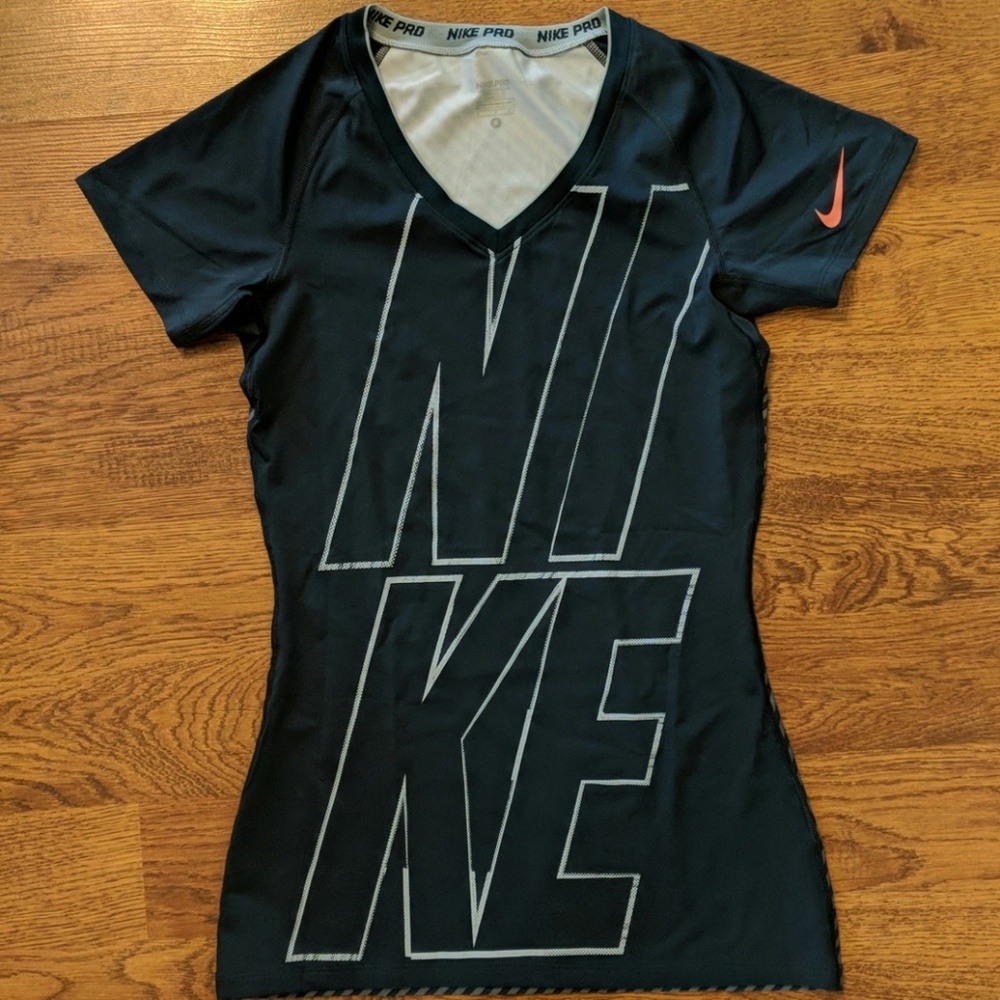 Nike pro dri fit fitted t-shirt size small